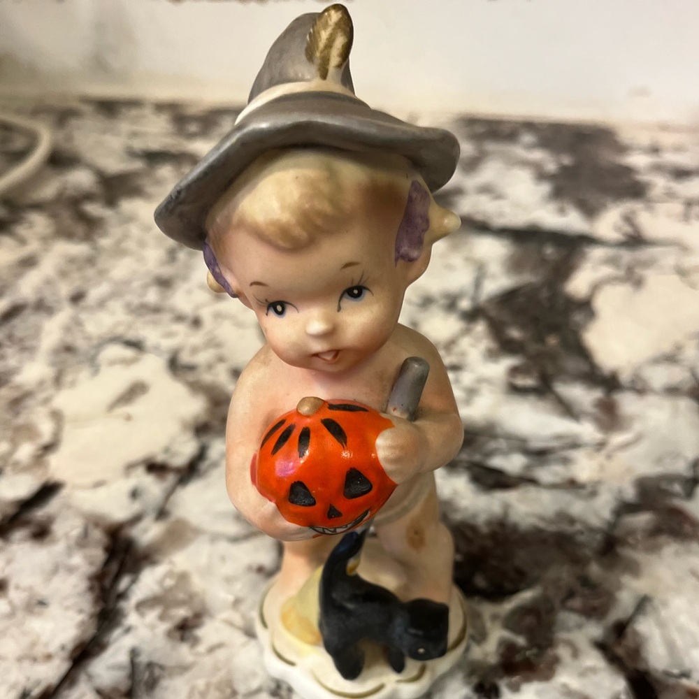 Napco Calendar Cutie: October Figurine